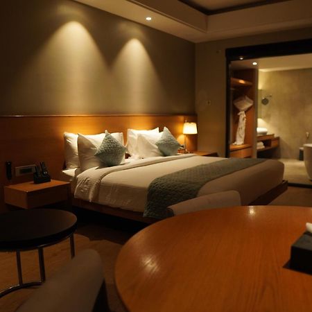 Kiranshree Grand Hotell Guwahati Eksteriør bilde