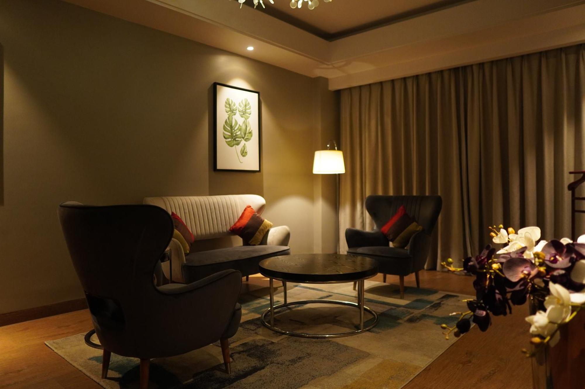 Kiranshree Grand Hotell Guwahati Eksteriør bilde
